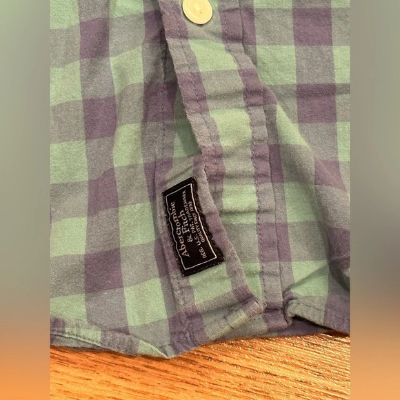 Abercrombie & Fitch A&F men button down short sleeve dress shirt size medium - Picture 5 of 7